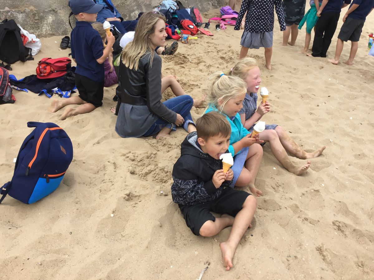 2F25AAB5-FB6A-4B5F-A156-DAD3F59E4452