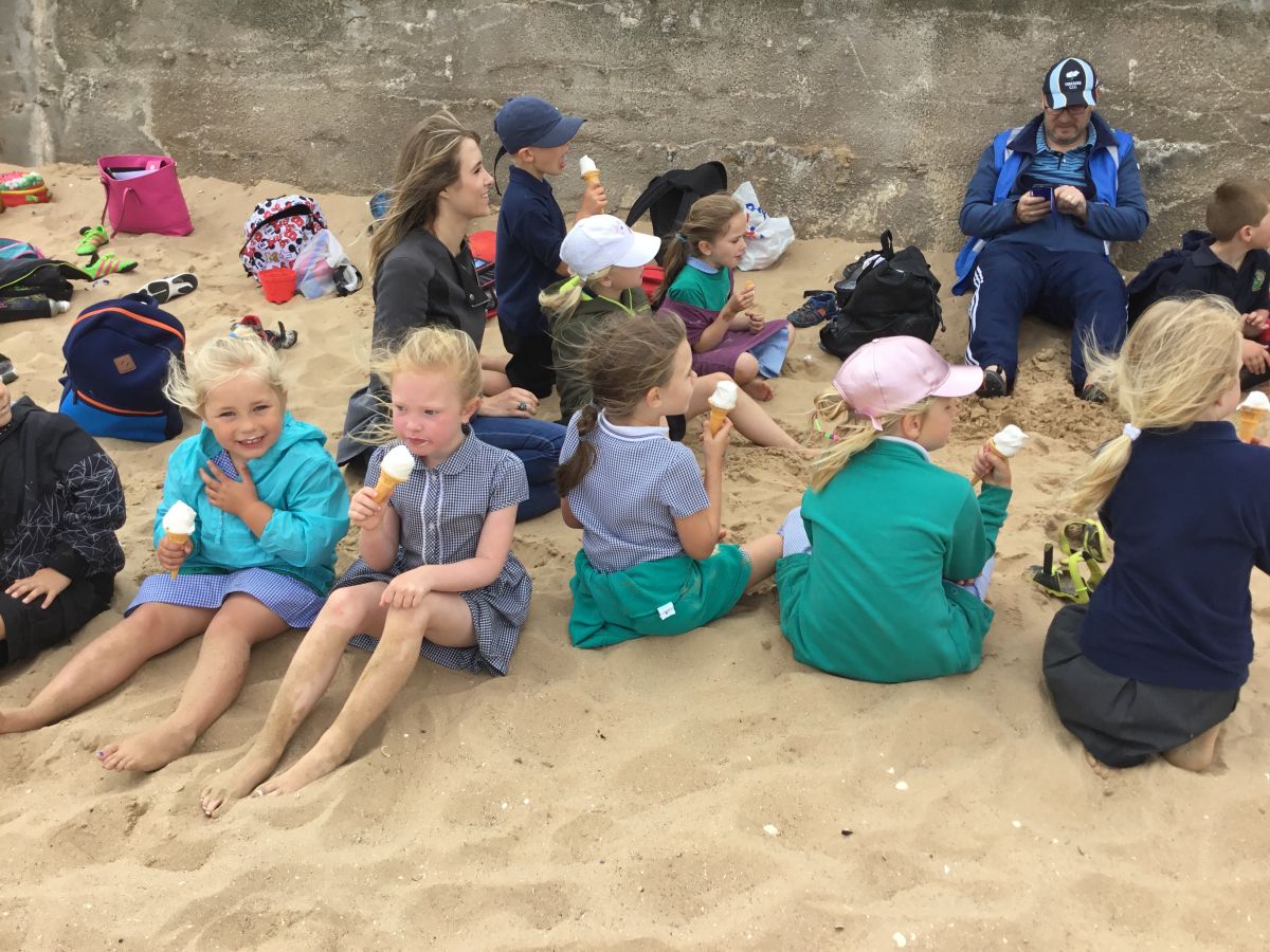 71F0FAE8-AF78-4493-8E94-C3E1070C77A4